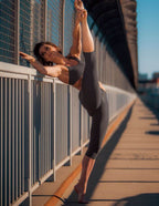 Dragonfly - Trisha capri leggings